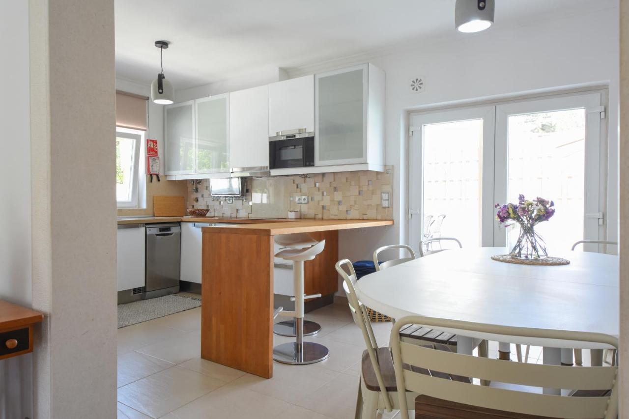 Aroeira Villa With Heated Pool By Golf Course, Beach And Lisbon Ngoại thất bức ảnh