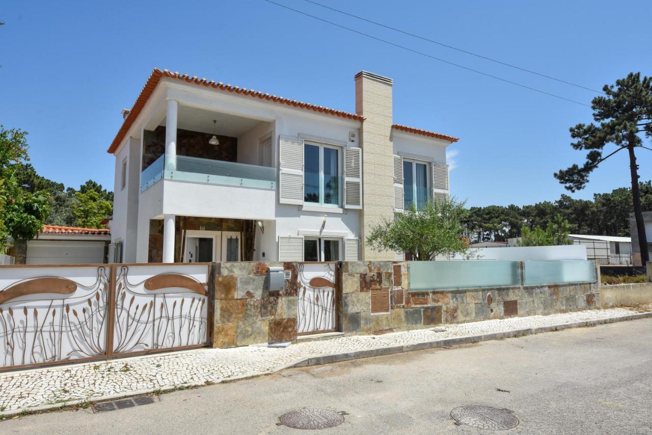 Aroeira Villa With Heated Pool By Golf Course, Beach And Lisbon Ngoại thất bức ảnh