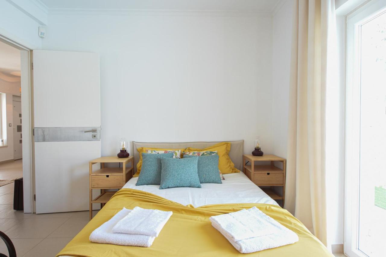 Aroeira Villa With Heated Pool By Golf Course, Beach And Lisbon Ngoại thất bức ảnh